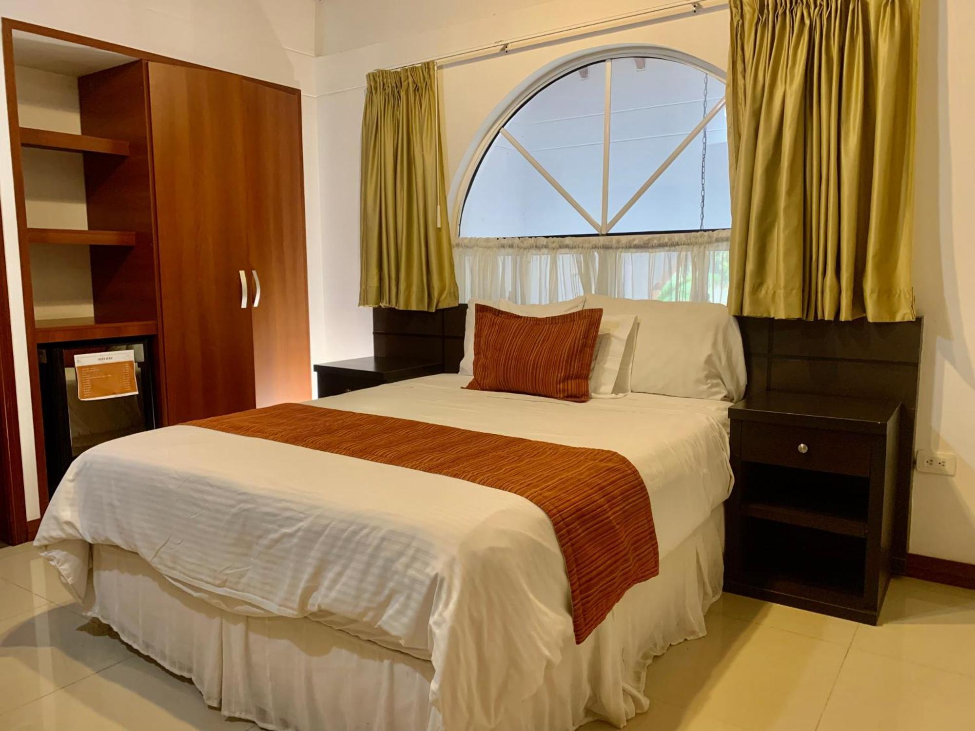 בוקארמנגה Serenity Suites Casa Boutique מראה חיצוני תמונה