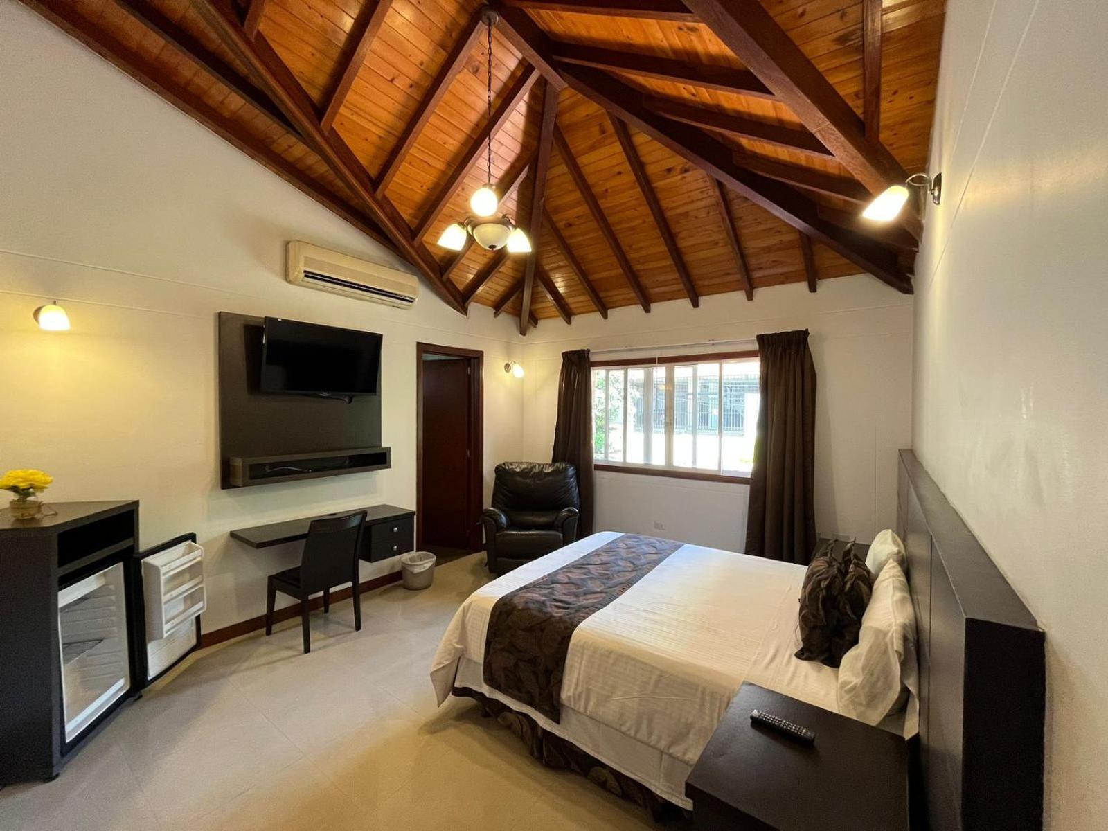 בוקארמנגה Serenity Suites Casa Boutique מראה חיצוני תמונה