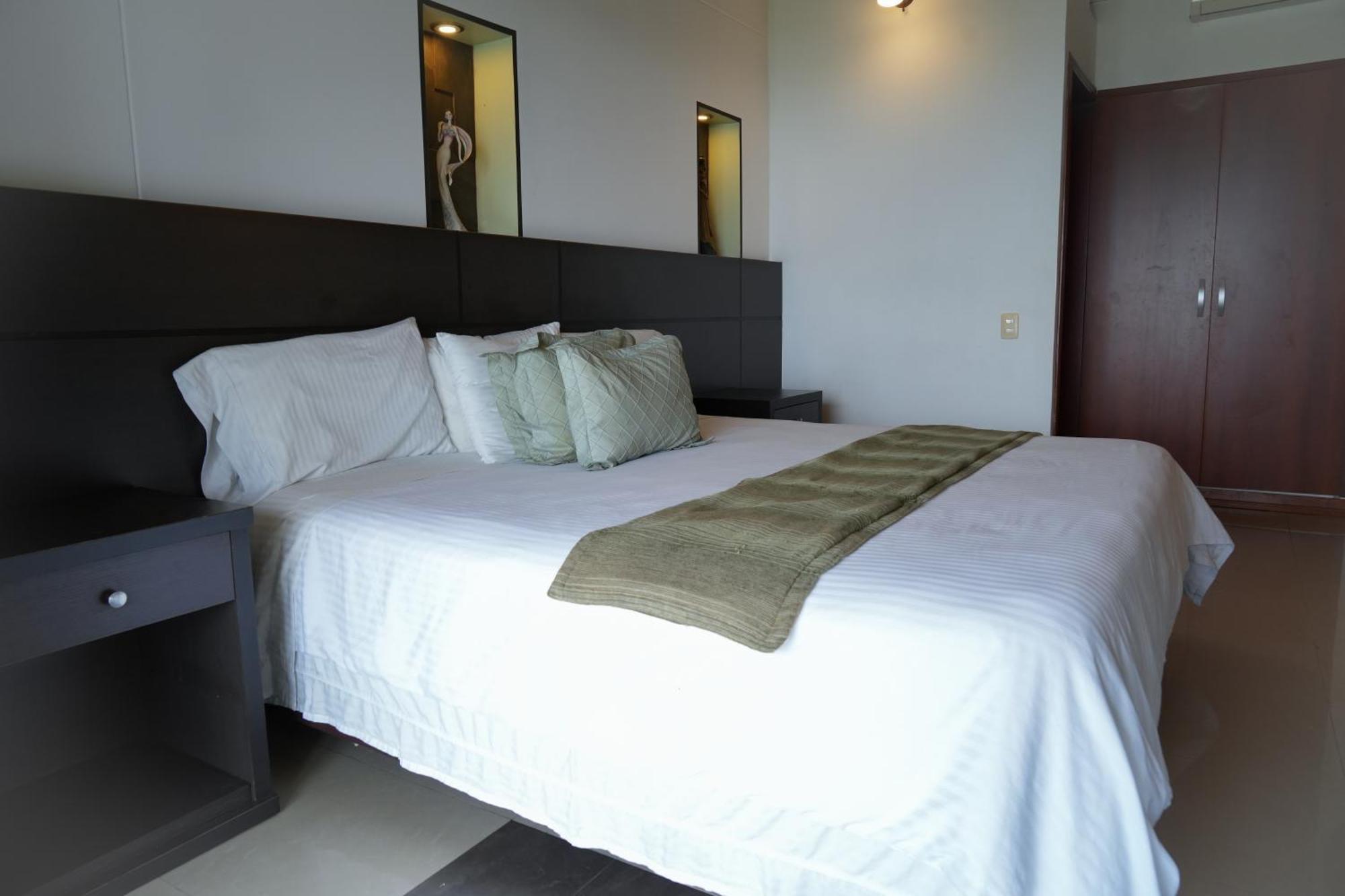 בוקארמנגה Serenity Suites Casa Boutique מראה חיצוני תמונה