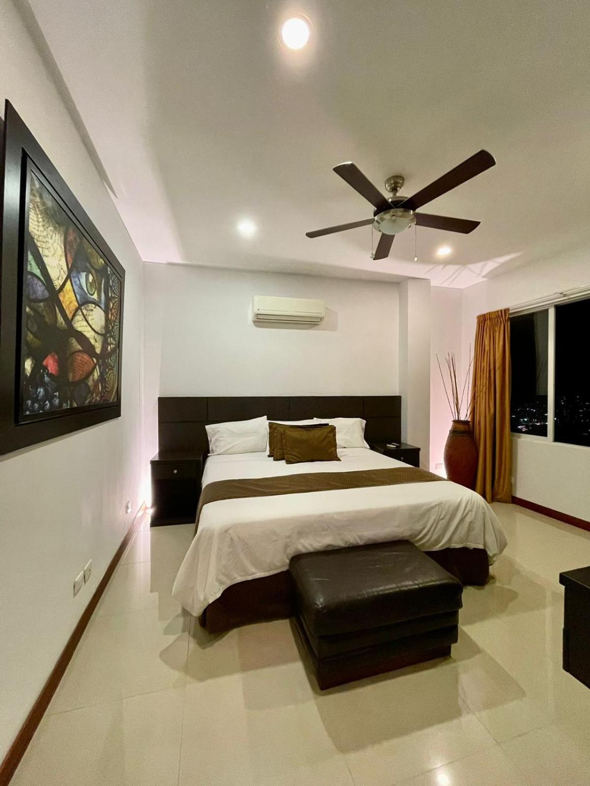 בוקארמנגה Serenity Suites Casa Boutique מראה חיצוני תמונה