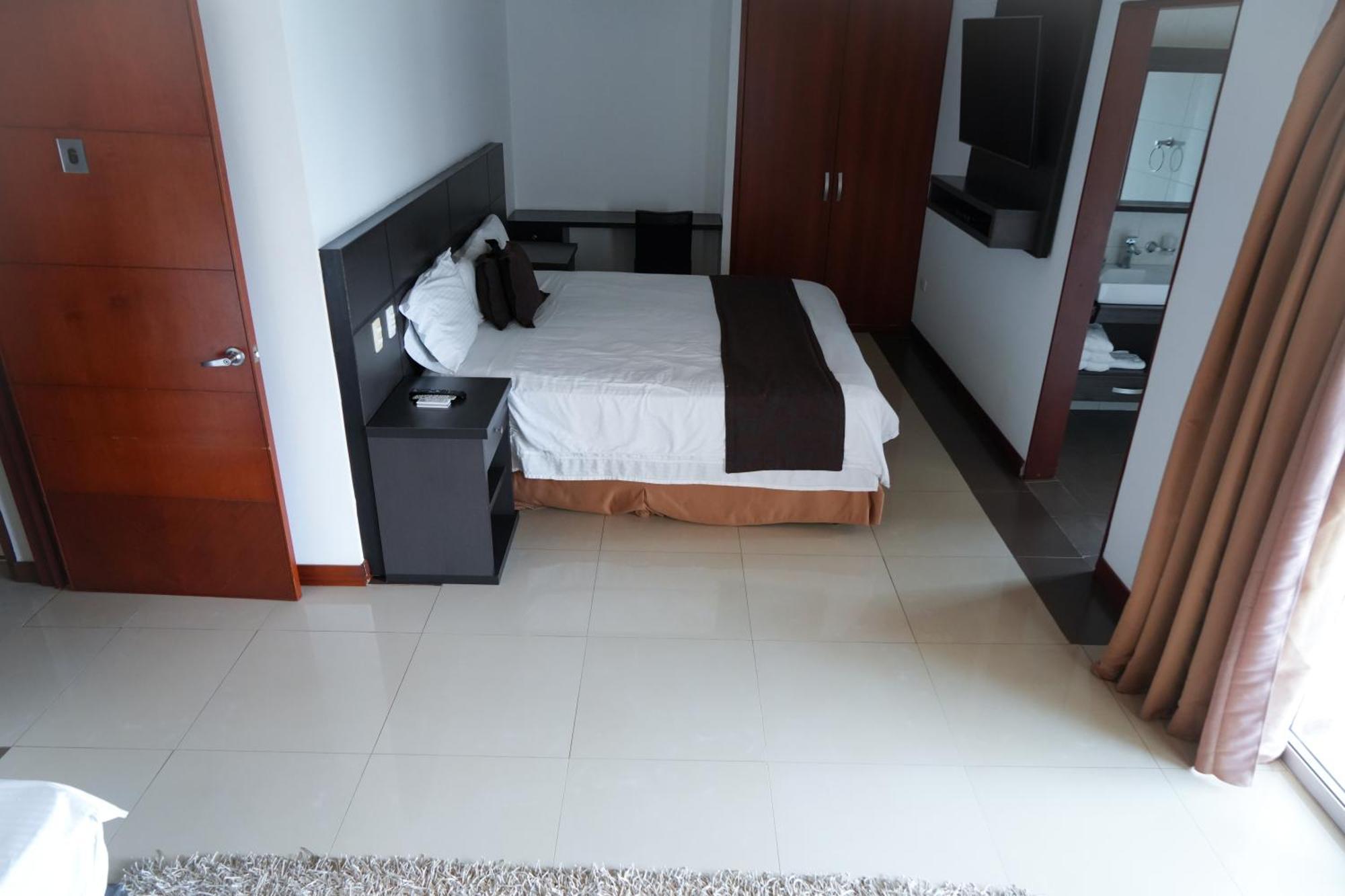 בוקארמנגה Serenity Suites Casa Boutique מראה חיצוני תמונה