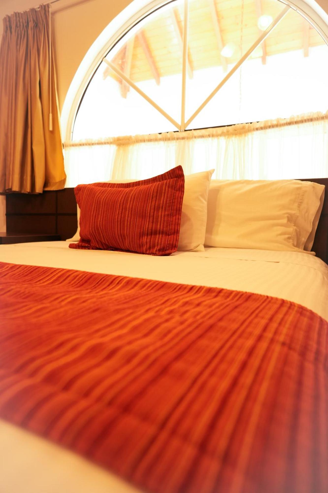 בוקארמנגה Serenity Suites Casa Boutique מראה חיצוני תמונה
