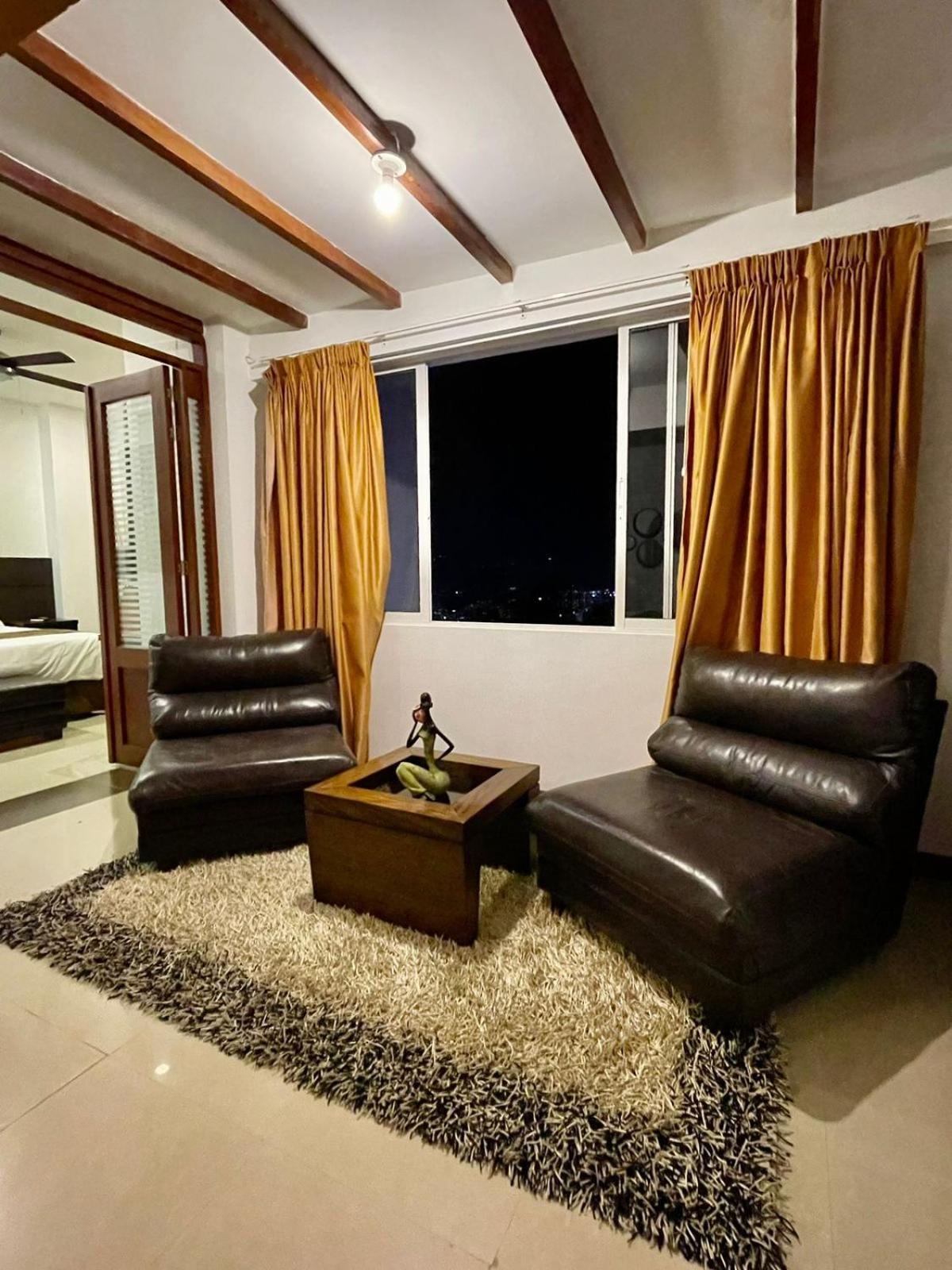 בוקארמנגה Serenity Suites Casa Boutique מראה חיצוני תמונה