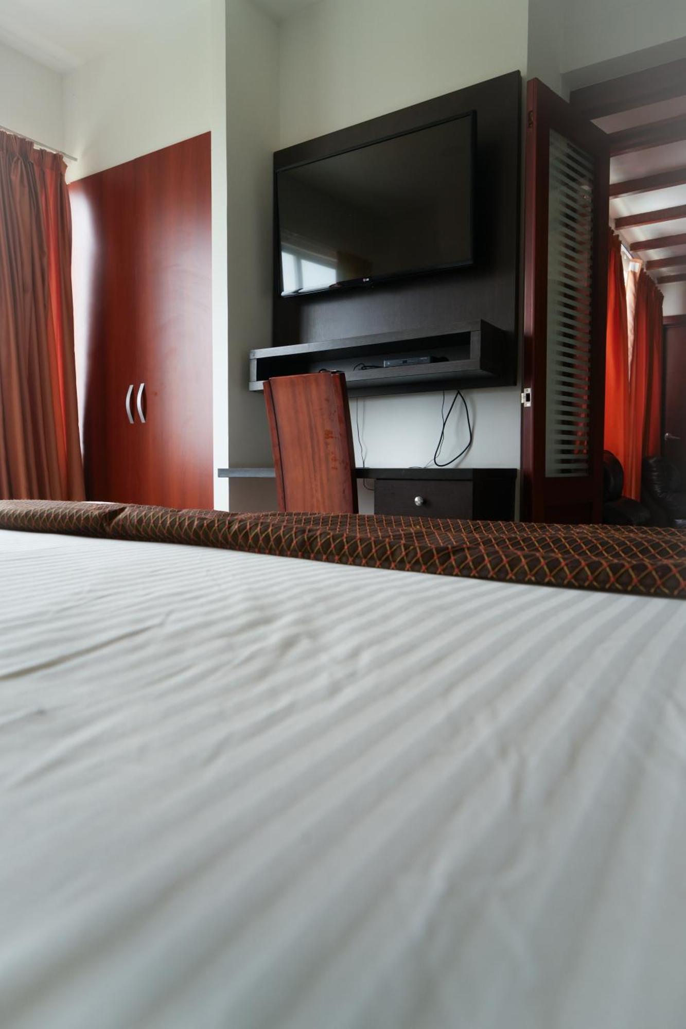 בוקארמנגה Serenity Suites Casa Boutique מראה חיצוני תמונה